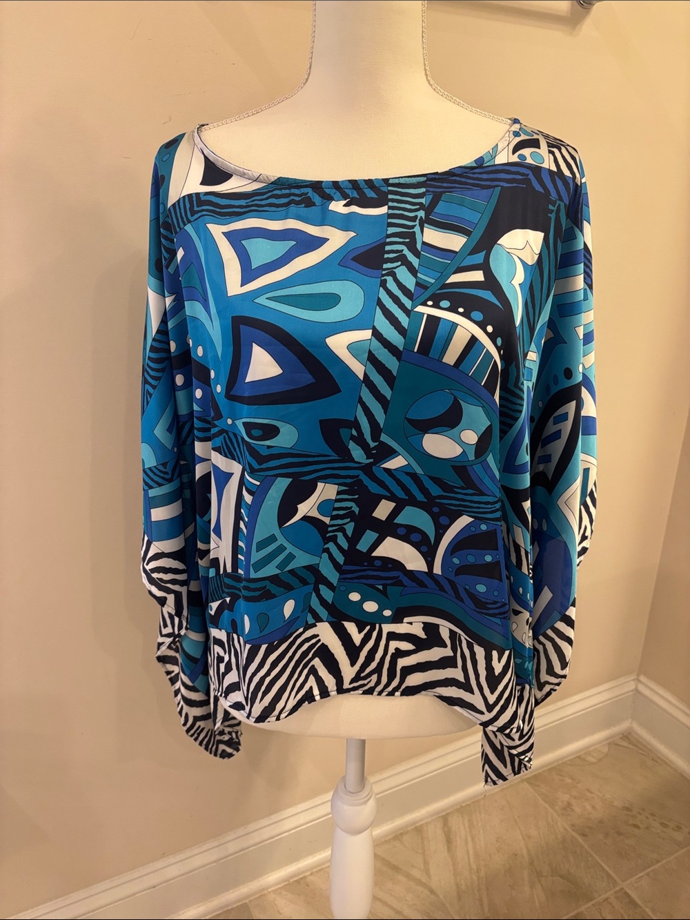 Chico's Travelers Blue  & White Geometric print with zebra trim Poncho
